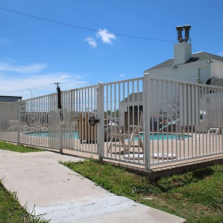 Days Inn By Wyndham Waco University Area المظهر الخارجي الصورة