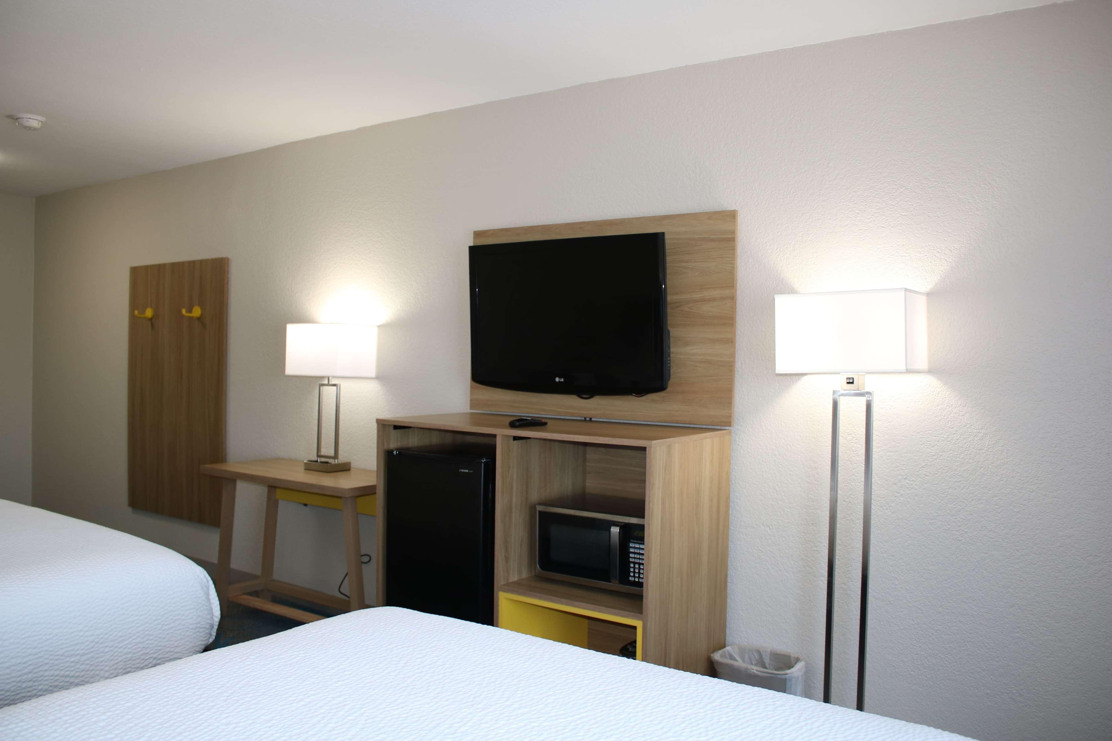 Days Inn By Wyndham Waco University Area المظهر الخارجي الصورة