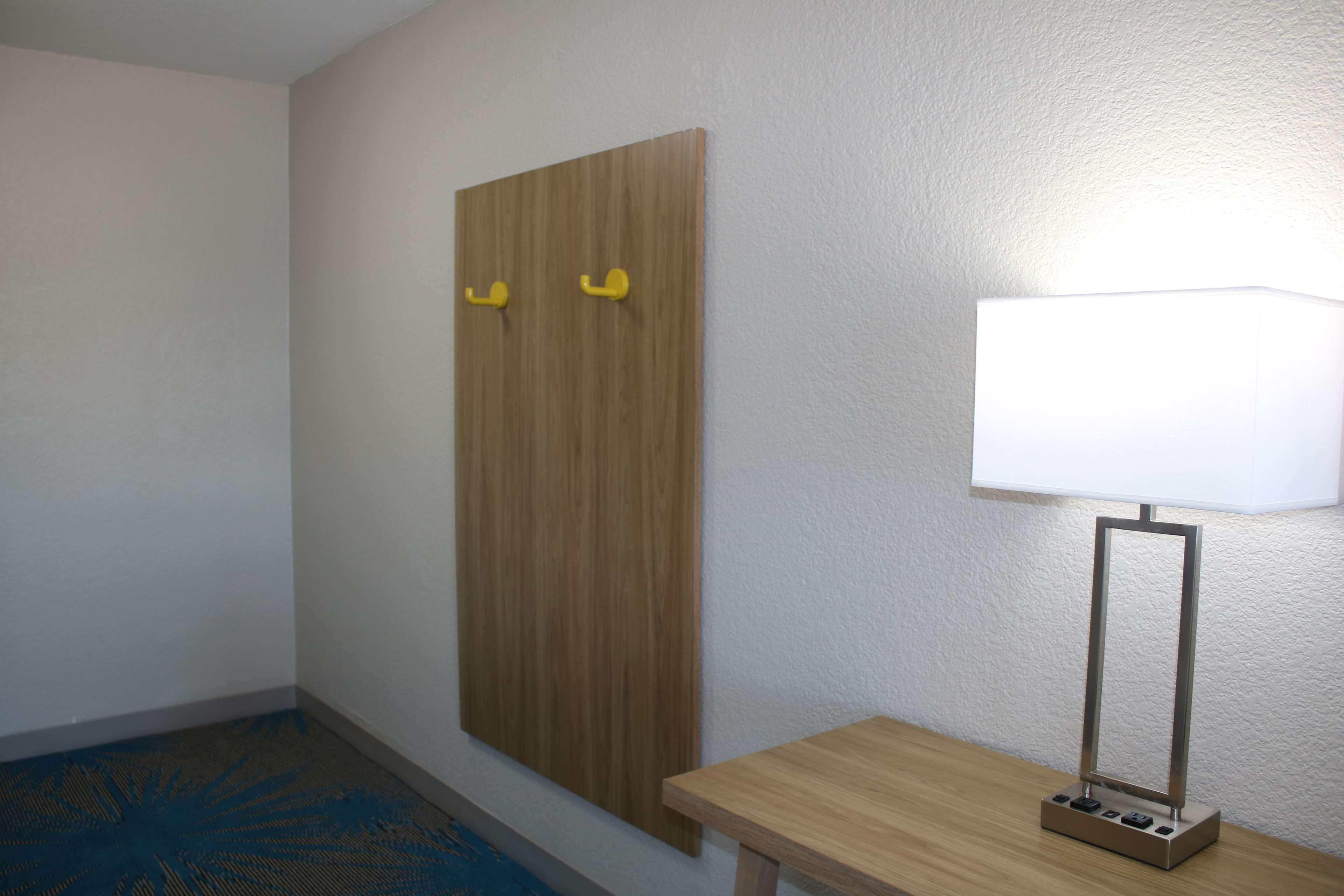 Days Inn By Wyndham Waco University Area المظهر الخارجي الصورة