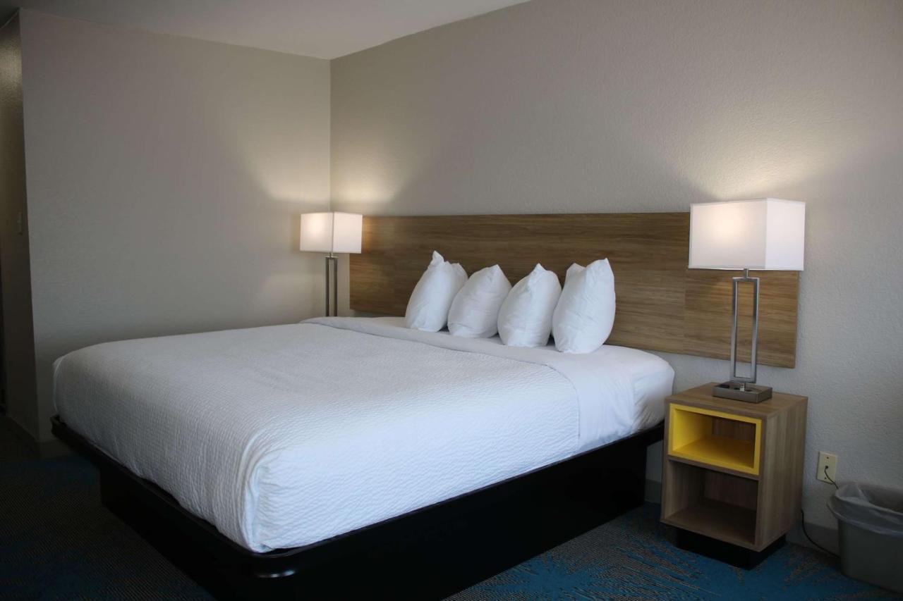 Days Inn By Wyndham Waco University Area المظهر الخارجي الصورة